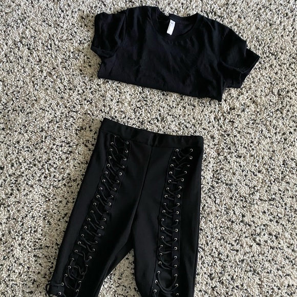 Fashion Nova Black lace up biker shorts XS - Picture 7 of 7